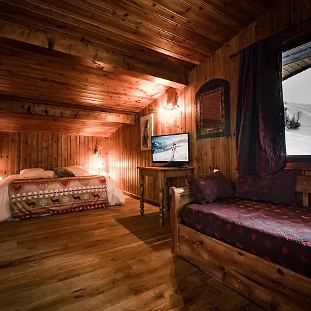 ホテル Du Friolin ラ・プラーニュ